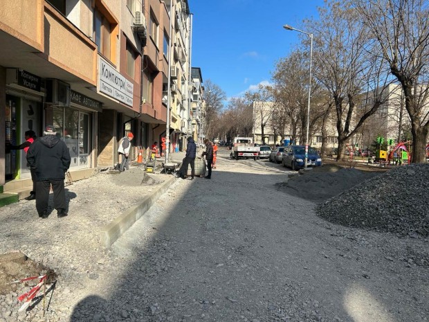 TD ВиК продължава поетапно да разкопава участъци от ул Шейново