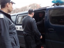 Окръжният съд в Бургас задържа под стража мъжа, извършил въоръжен обир в казино