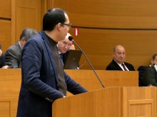 НА ЖИВО: Решават за стадионите на Локо и Ботев
