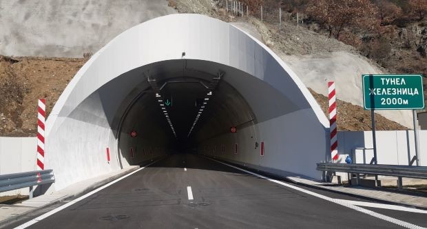 Тунел "Железница" на АМ "Струма" вече с възможност за подаване на сигнал за авария