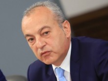 ����� ����� ������� ������ �� ������������� � �������� �� ������ � �����