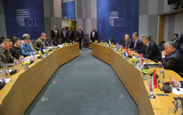 Румен Радев участва в работна сесия на европейските лидери с Володимир Зеленски