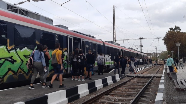 В Пловдив министърът на транспорта обсъжда бъдещето на градската железница