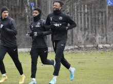 Снажният нигериец бе отпратен от Локо само след 2 тренировки