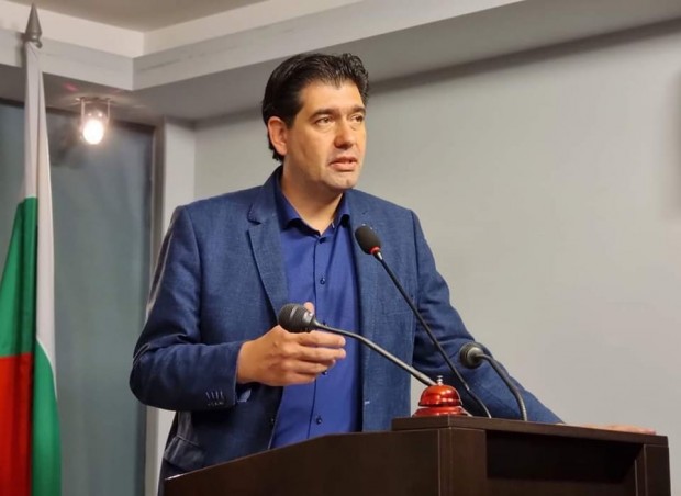 Лидерът на столичните социалисти Иван Таков призова съпартийците си за