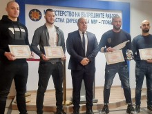 Наградиха треньора Димитър Желязков, заловил престъпник в Пловдив