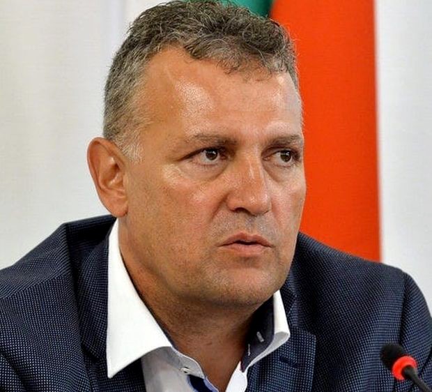 Валентин Николов: Руски газ от "Газпром" през посредник е идвал с 30% по-скъп в България