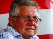 Босът на Локо София с много остри думи за инцидента в "Коматево", омръзнало му от пловдивски отбори