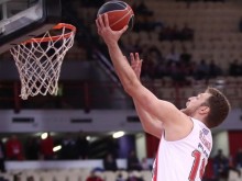 Олимпиакос с 15-а поредна победа в баскетболния шампионат на Гърция