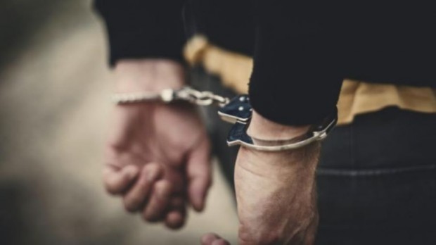 Двама са задържани в района на Камено за кражба на гориво