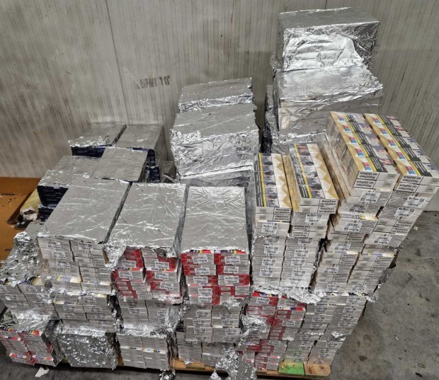 Хванаха над 140 хиляди къса контрабандни цигари на "Капитан Андреево"