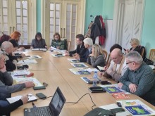 Разкриват се допълнителни 12 паралелки от VIII клас в Бургаско