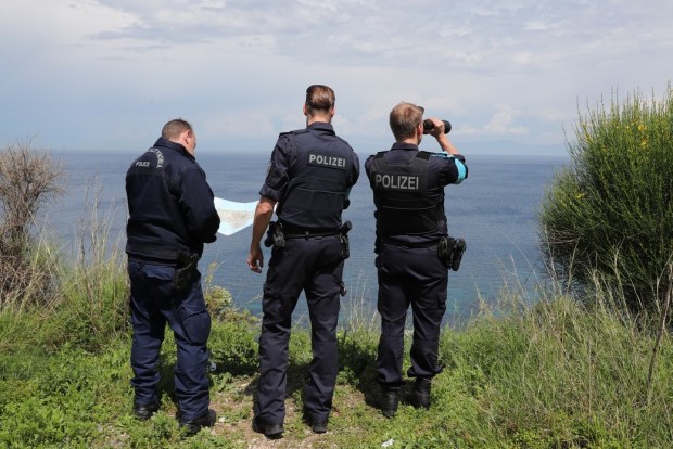 Frontex предупреждава за рекорден брой незаконни влизания в ЕС