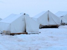 650 палатки по натовски стандарти и 5000 легла изпрати ДПС за Турция