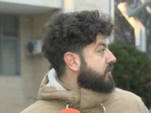 Бездомни кучета нападнаха актьор