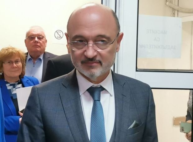 Министърът на здравеопазването Асен Меджидиев определи ресорите на заместник-министрите, информира