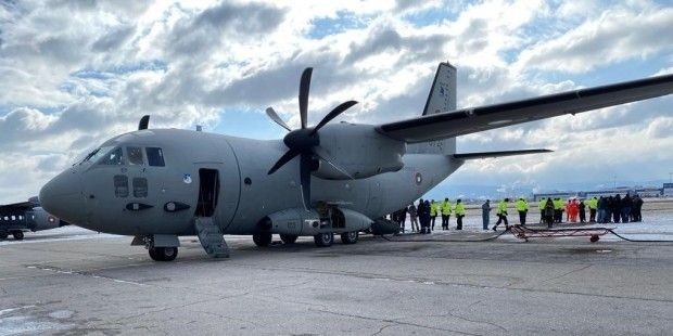 В рамките на един ден със самолет Спартан  България достави