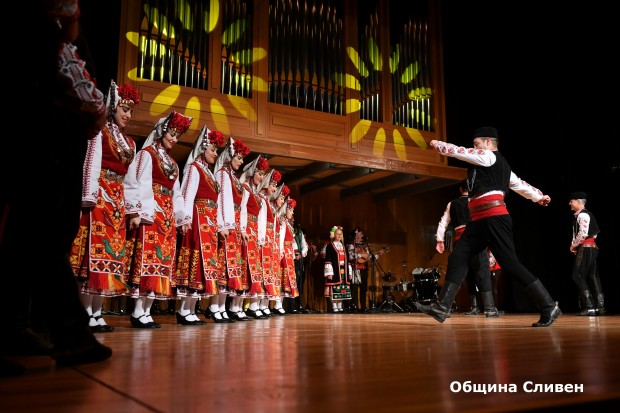 Благотворителен концерт събра 7 230 лева за параклис в Глуфишев