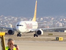 На летище "Пловдив" кацна първият самолет по редовната линия до Истанбул