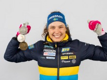 Шведка спечели масовия старт на Световното по биатлон