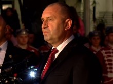 Румен Радев на молебена за Левски: Само сплотени под трибагреника можем да съхраним България
