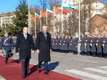 Румен Радев посрещна президента на Черна гора Мило Джуканович на площад "Св. Ал. Невски"