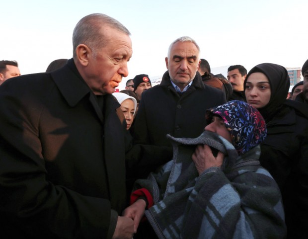 Нови земетресения в Турция, Ердоган отново ще посети засегнатите райони