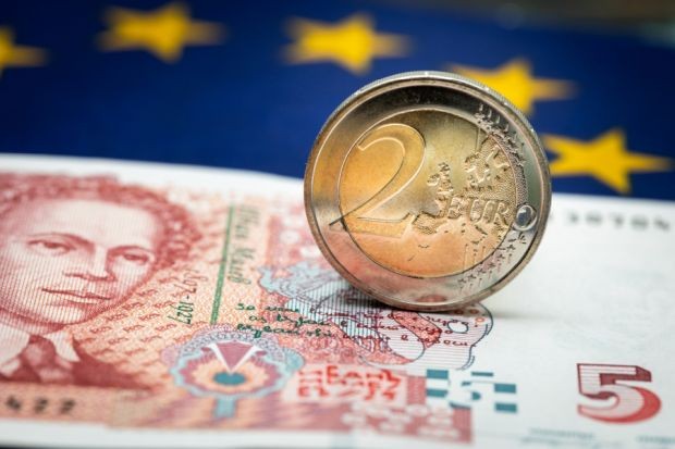Защо се отлага приемането на еврото у нас и ще