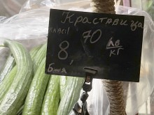 Пловдивчанка попита дали някой иска краставици, цената им - безбожна
