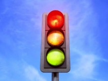 Светофарите може да имат четвърти цвят заради самоуправляващите се автомобили
