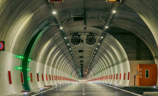 Хеликоптерна площадка и свръхмодерна система за сигурност са част от проекта за тунел "Железница"