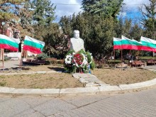 Поклон пред спасителя на българските евреи