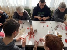 Казанлъчани изработват мартеници с кауза за Гита Славова
