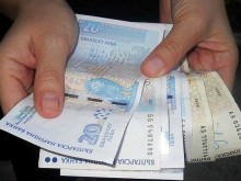 Икономист: Българинът масово загуби реална покупателна способност