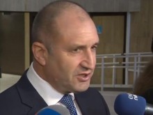 Радев: Не трябва да се насажда недоверие в изборния процес