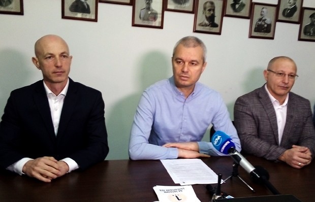 Костадин Костадинов повежда листата на "Възраждане" във Варна