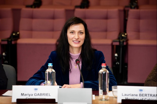Българският еврокомисар Мария Габриел организира в Брюксел кръгла маса на високо равнище