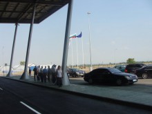 Летище Пловдив отворено, минути преди полунощ очаква полет от Атина