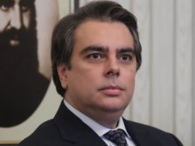 Василев: Президентът да не крие политическия си провал в Европа зад технически критерии