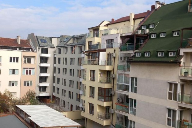 230 000 евро стига цената на апартамент с две спални от