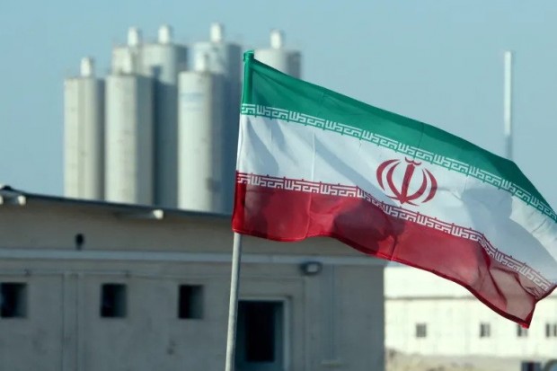 Инспектори на МААЕ са в Техеран за "преговори и проверки"