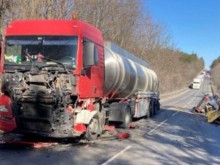Катастрофа между джип и цистерна затвори пътя Русе - Бяла