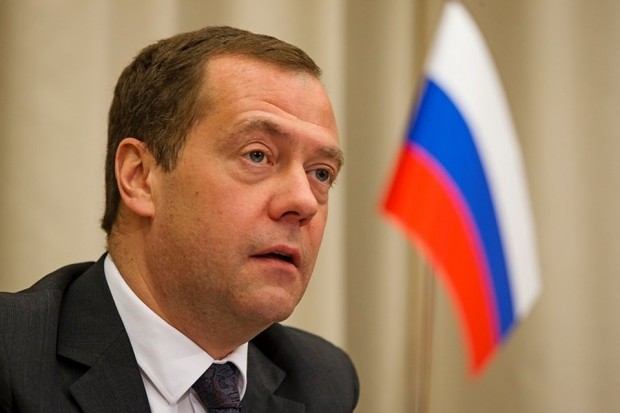 Медведев: Русия е готова да се защитава с ядрени оръжия