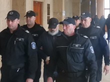 Глобиха адвокат заради неявяване на дело за двойно убийство в Бургас