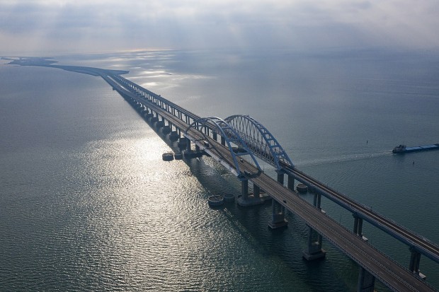 Ремонтът на Кримския мост е завършен, движението е възстановено