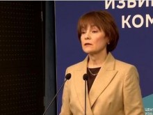 Росица Матева: В ЦИК не е постъпвало предложение за преразглеждане на решението за отчитане на гласовете от машините и хартиените бюлетини