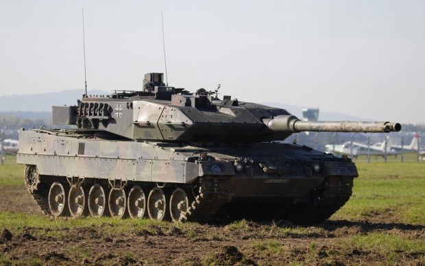 Финландия ще изпрати три танка Leopard в Украйна