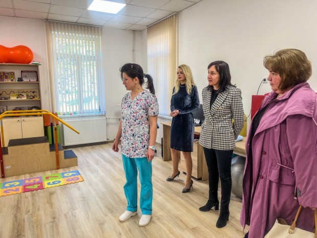 40 социални услуги за подкрепа на деца и възрастни предлага Община Стара Загора