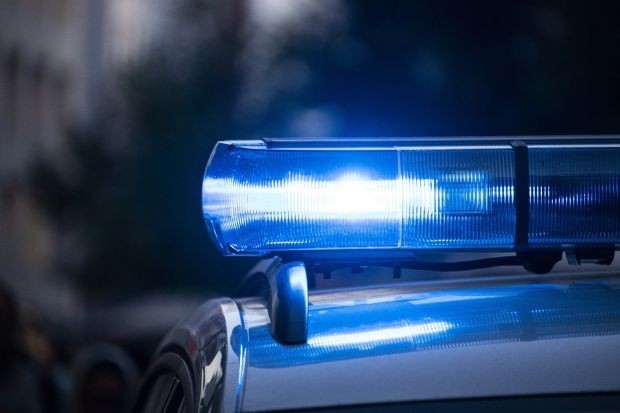Пиян полицейски служител заплаши приятелката си в Ловеч