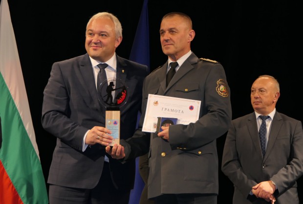 Началник от Горна Оряховица стана "Пожарникар на годината"